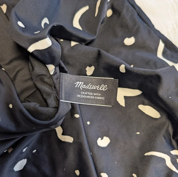 Madewell Scoop‑Neck One‑Piece Swimsuit • Abstract Doodle Print • Size Large - Picture 9 of 10